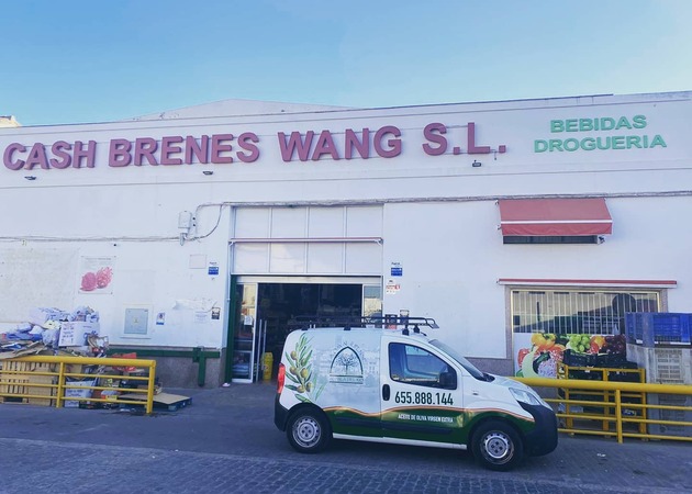 Image gallery Cash Brenes Wang SL 1